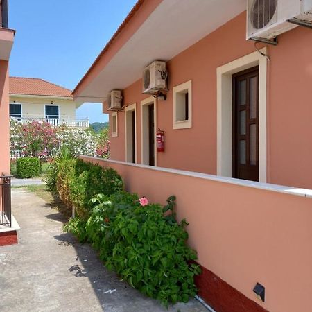 Kostas Apartments Sidari  Bagian luar foto
