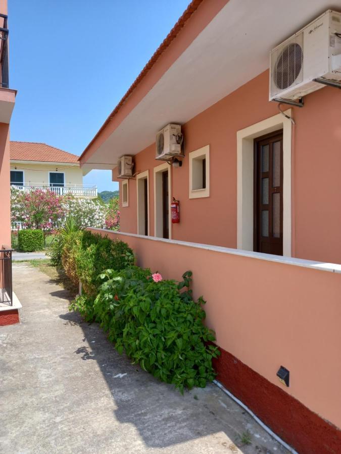 Kostas Apartments Sidari  Bagian luar foto
