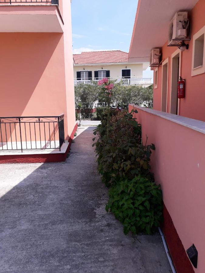 Kostas Apartments Sidari  Bagian luar foto