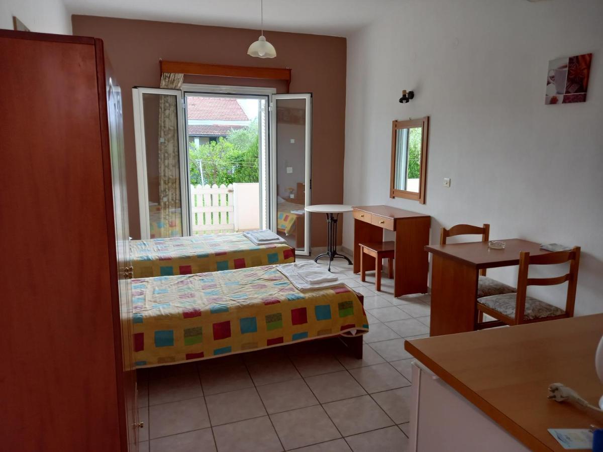 Kostas Apartments Sidari  Bagian luar foto